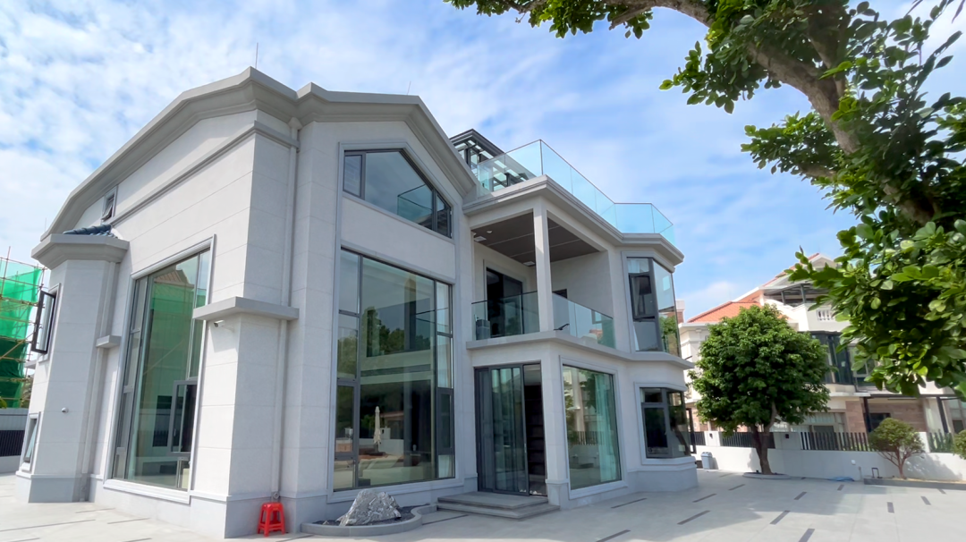 1701056456805049.png 640.png