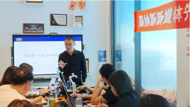 1761385872299471.jpg ScreenShot_2025-10-25_174955_251.jpg